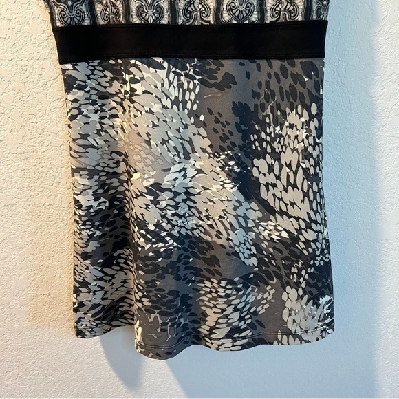 Women’s Prana black patterned athletic bra tank top size size XS - Picture 3 of 6